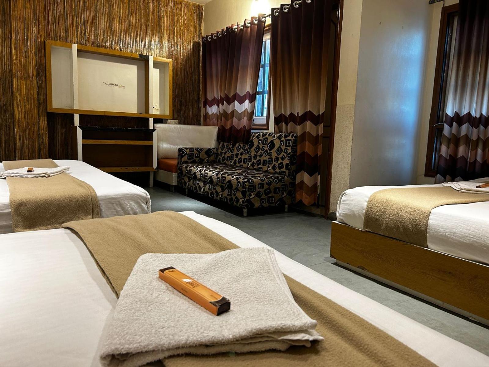 Hotel Empire Ujjain Luaran gambar