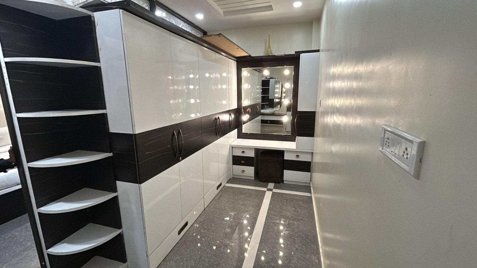 Hotel Empire Ujjain Luaran gambar