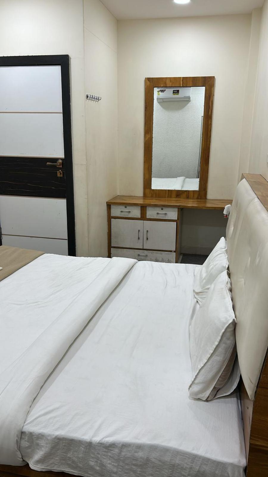 Hotel Empire Ujjain Luaran gambar