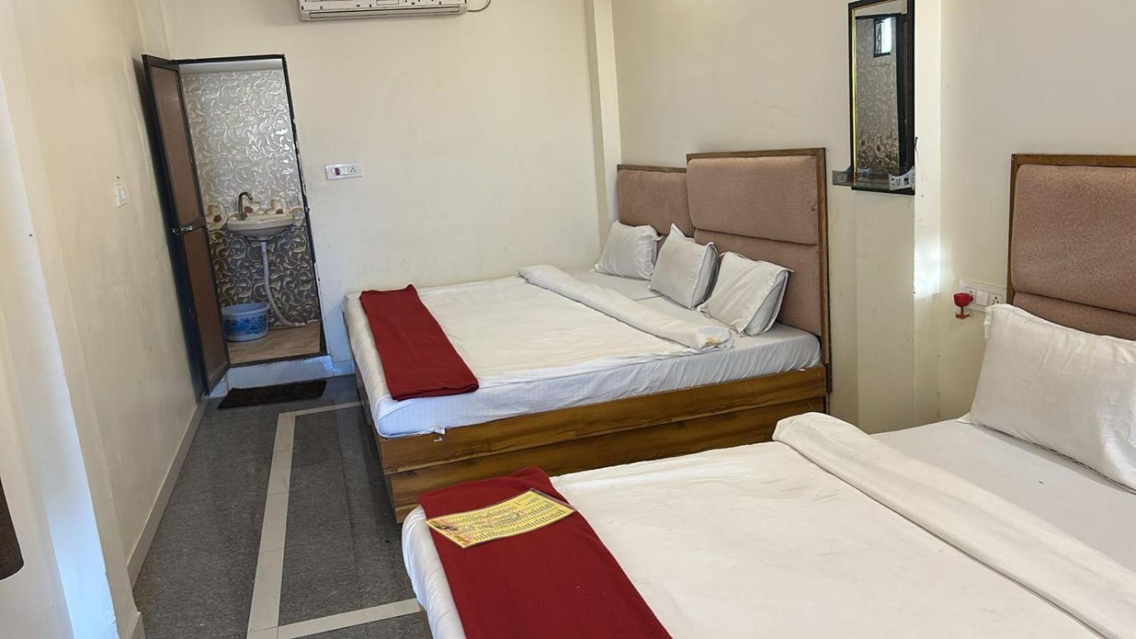 Hotel Empire Ujjain Luaran gambar