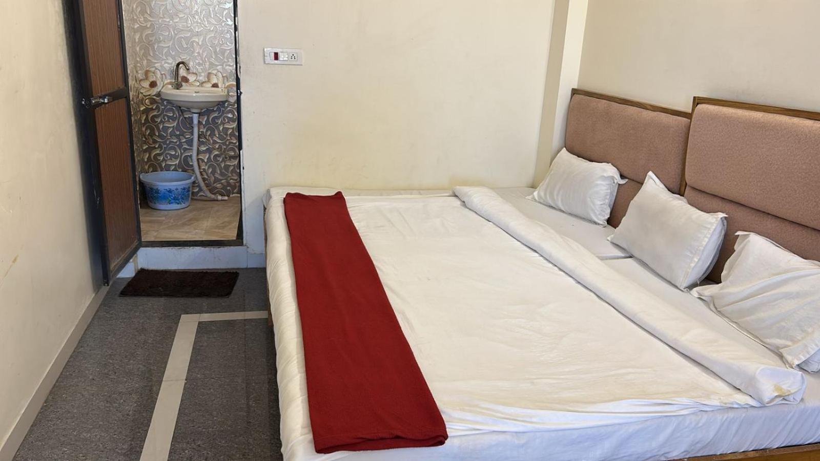 Hotel Empire Ujjain Luaran gambar