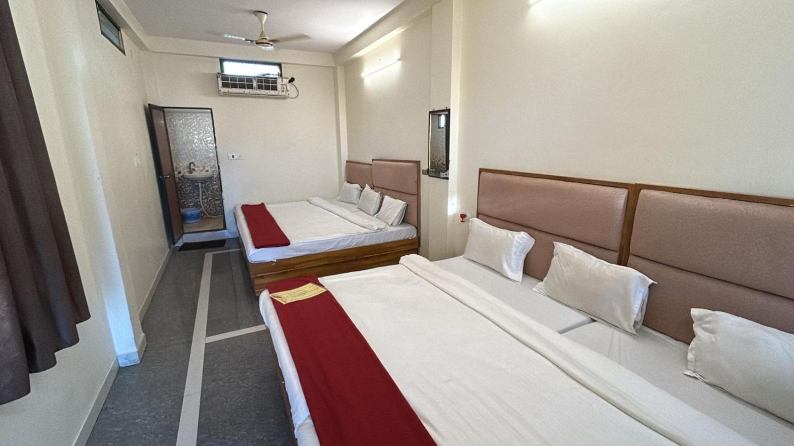 Hotel Empire Ujjain Luaran gambar