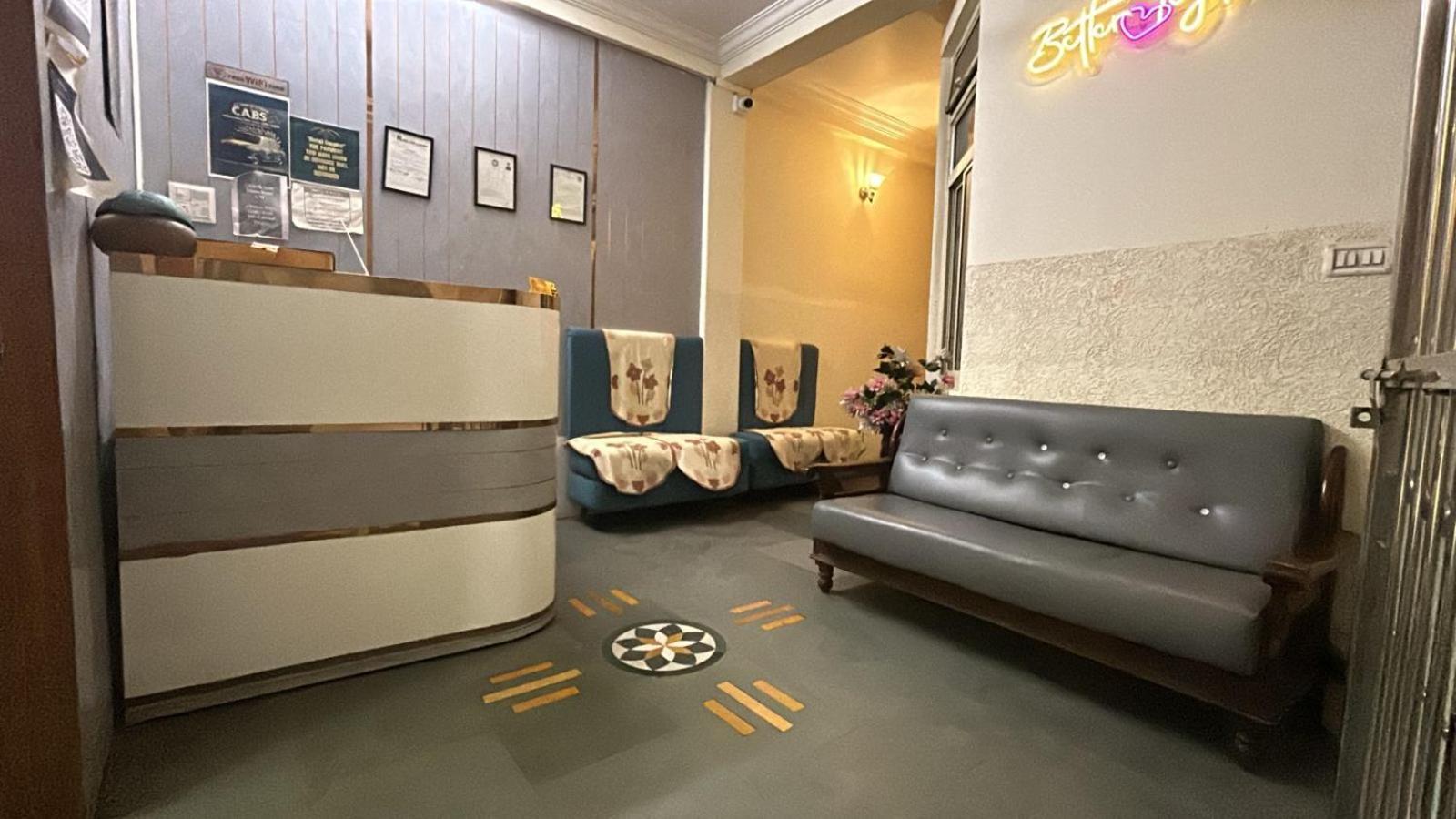 Hotel Empire Ujjain Luaran gambar